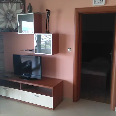 Leona Betina (Sibenik-Knin)