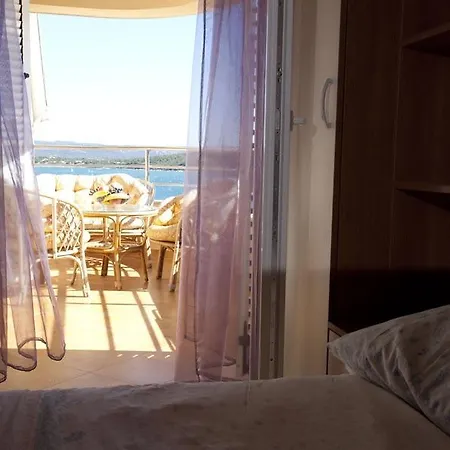 Leona Betina (Sibenik-Knin)