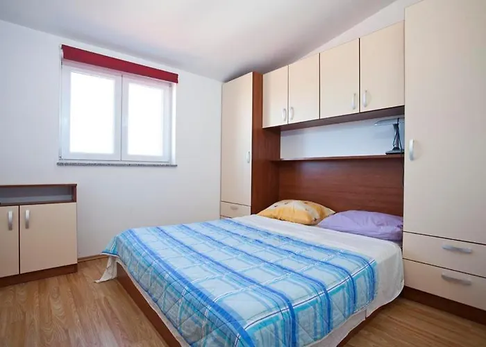 Leona Apartamento Betina (Sibenik-Knin)